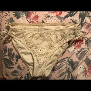 Bathing suit bottoms